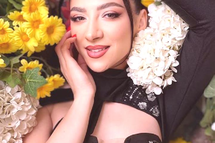 Isabella, 23 — Escort in Sadu, Romania