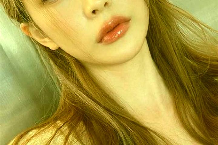 Isabella, 24, a brunette amber-eyed asian companion based in Phanom Phrai. Offering Couples, Party Girl, Travel Companion, Prostate Massage. Available for in...