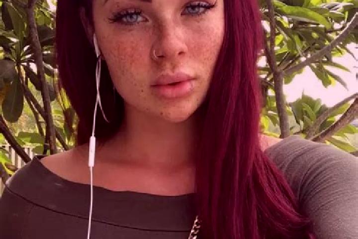 Isabella, 24, a chestnut green-eyed slavic companion based in Mezy-sur-Seine. Offering Prostate Massage, Couples, Striptease. Available for incall and outcal...