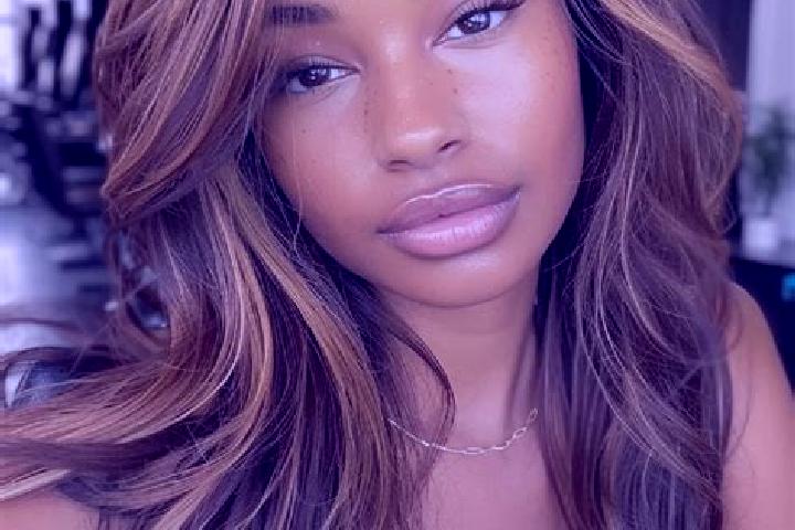 Isabella, 24, a dark blonde dark-eyed mediterranean companion based in Ranambeling. Offering Prostate Massage, Couples, Overnight. Available for incall and o...