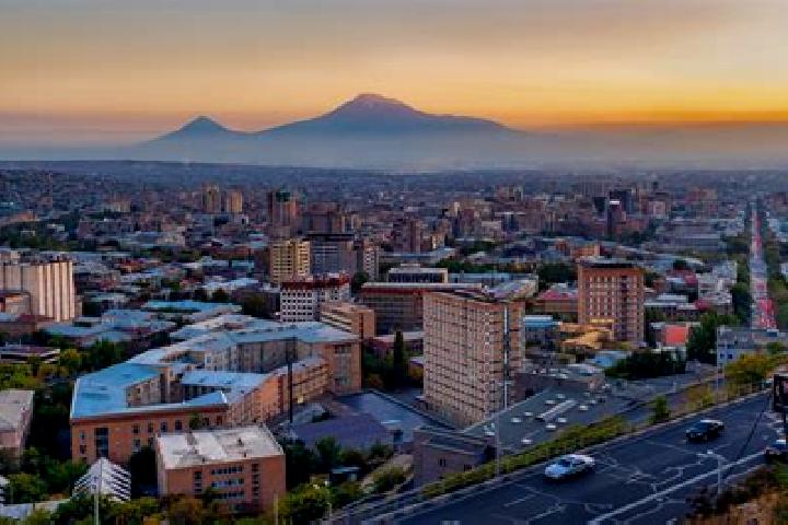 Isabella, 24 — Escort in Artashar, Armenia