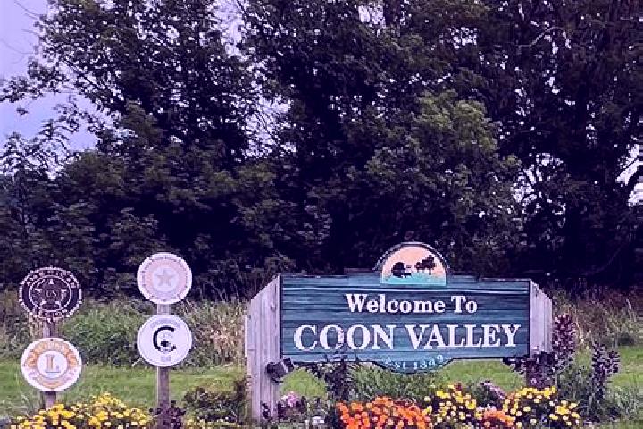 Isabella, 24 — Escort in Coon Valley, United States