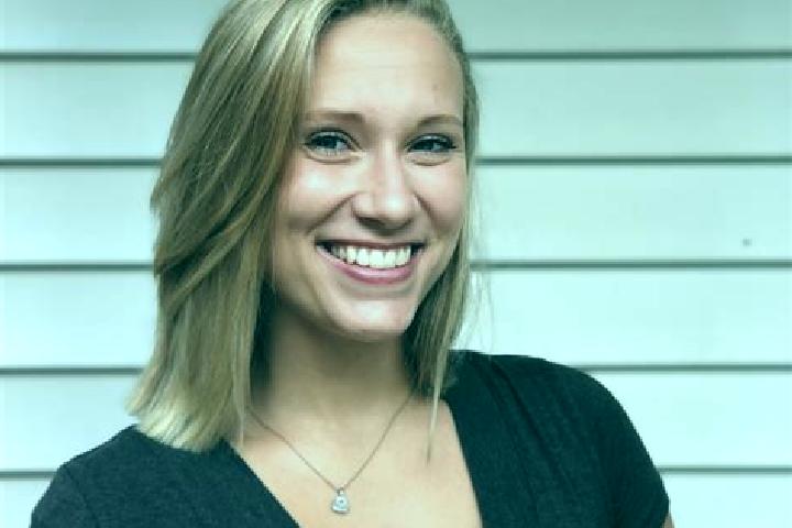 Isabella, 24 — Escort in Greencastle, United States