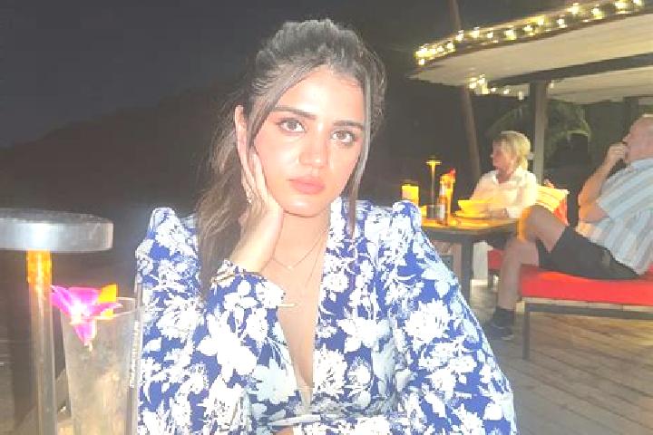 Isabella, 24 — Escort in Gulshat, Kazakhstan