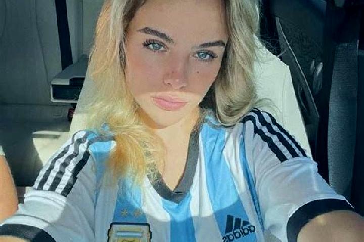 Isabella, 24 — Escort in Minga Pora, Paraguay