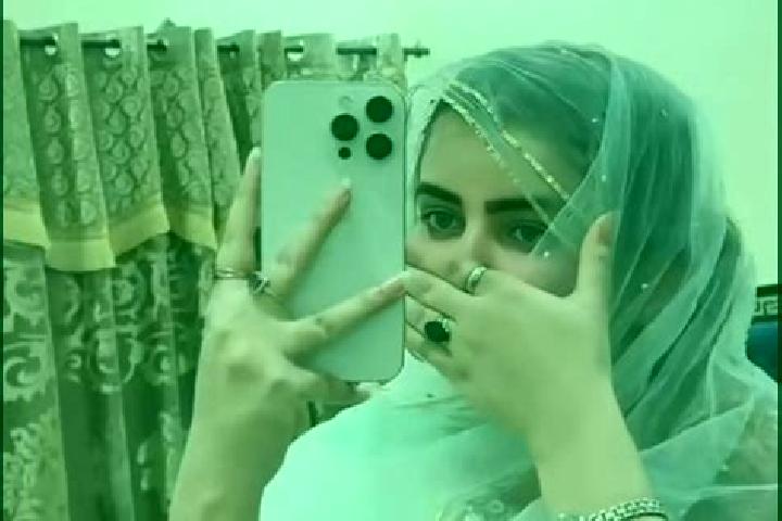 Isabella, 24 — Escort in Saidu Sharif, Pakistan