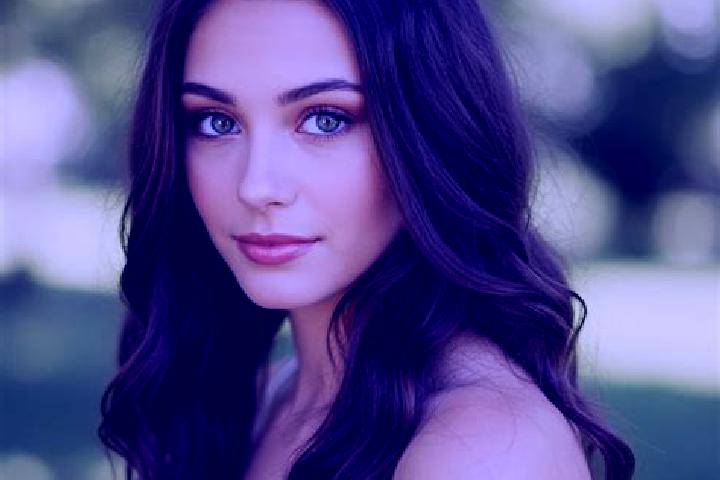 Isabella, 25, a black brown-eyed caucasian companion based in Parjol. Offering Domination, Massage, Fetish, Duos. Available for incall and outcall, overnight...