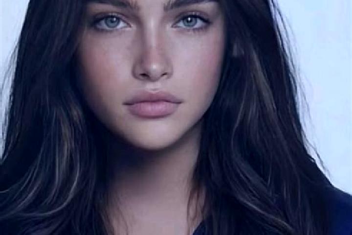Isabella, 25, a brunette blue-eyed european companion based in Calvi Risorta. Offering Fetish, Girlfriend Experience, Roleplay, Striptease, Prostate Massage....