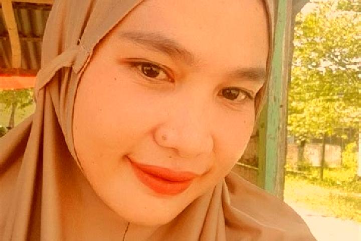 Isabella, 25 — Escort in Bolaang, Indonesia