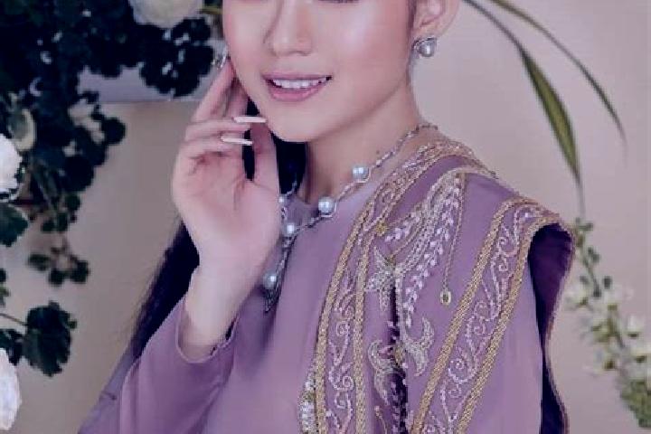 Isabella, 25 — Escort in Kyun Ka Lay, Myanmar