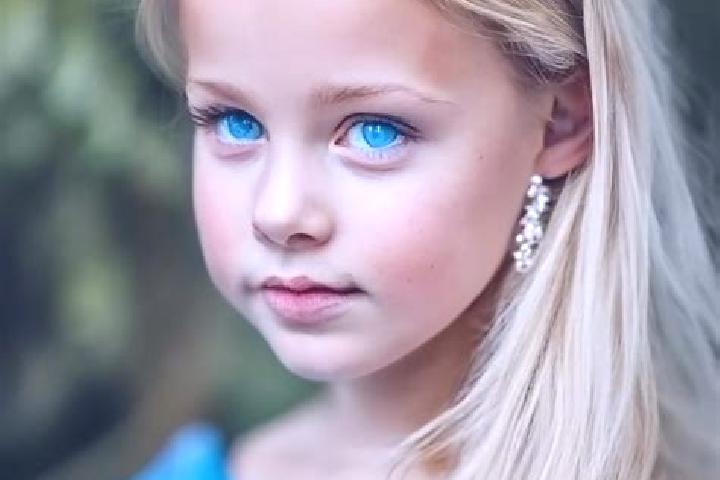Isabella, 26, a blonde blue-eyed caucasian companion based in Tindog. Offering Prostate Massage, Travel Companion, Overnight, Dinner Date. Available for inca...