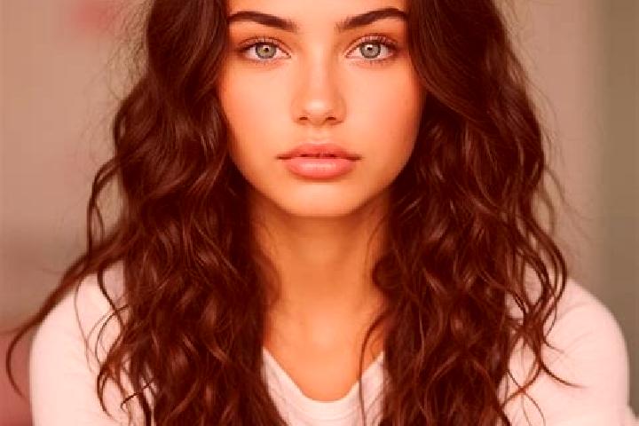 Isabella, 26, a brunette green-eyed mediterranean companion based in Tafo. Offering Dinner Date, Overnight, Couples, Prostate Massage, Massage. Available for...