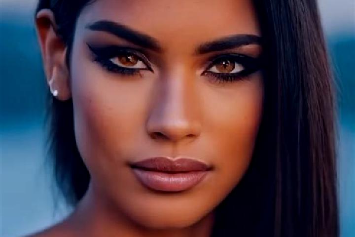 Isabella, 26, a dark blonde dark-eyed latina companion based in Grawn. Offering Roleplay, GFE, Overnight, Party Girl. Available for incall and outcall, day a...