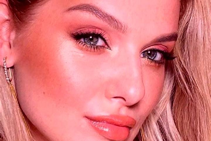 Isabella, 26, a dark blonde green-eyed mediterranean companion based in Kaniow. Offering Tantra, Erotic Massage, CIM, BDSM, OWO. Available for incall and out...