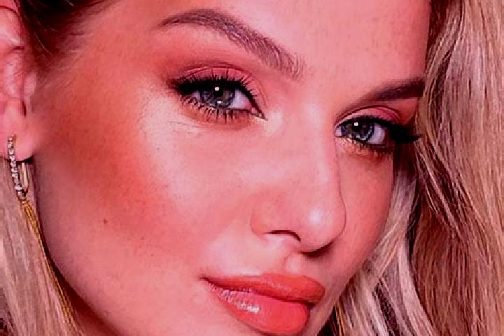 Isabella, 26, a dark blonde green-eyed mixed companion based in General Rodriguez. Offering Travel Companion, Fetish, Roleplay, Dinner Date. Available for in...