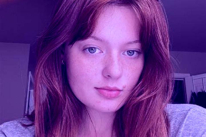 Isabella, 26, a red brown-eyed indian companion based in Takamaka. Offering Dinner Date, OWO, Roleplay, Travel Companion. Available for incall and outcall, d...