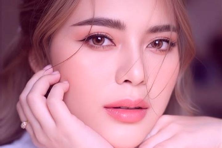 Isabella, 26 — Escort in Chaturaphak Phiman, Thailand