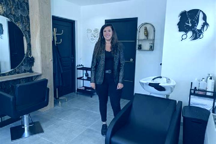 Isabella, 26 — Escort in Crosville-la-Vieille, France