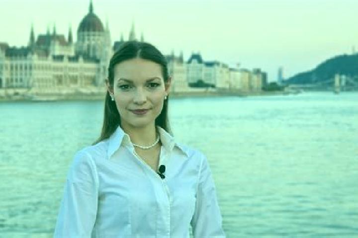 Isabella, 26 — Escort in Heves, Hungary