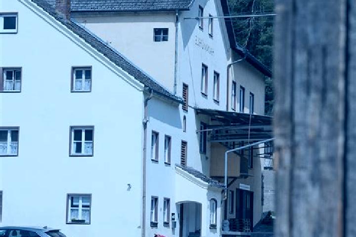 Isabella, 26 — Escort in Hofstetten, Germany