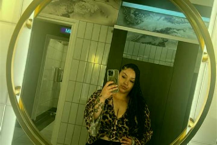 Isabella, 26 — Escort in Kahla, Germany
