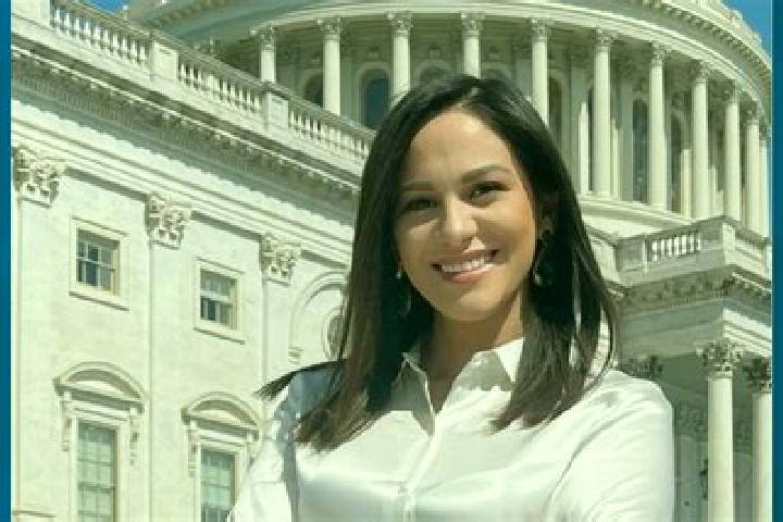 Isabella, 26 — Escort in Mount Angel, United States