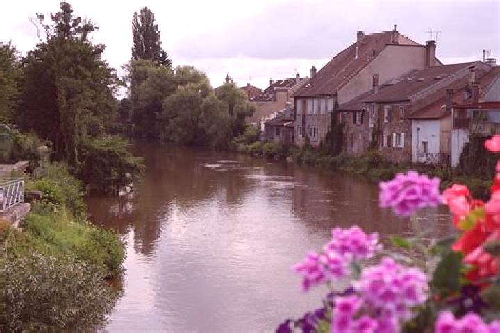 Isabella, 26 — Escort in Raon-aux-Bois, France