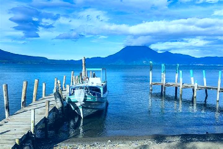 Isabella, 26 — Escort in San Pedro La Laguna, Guatemala