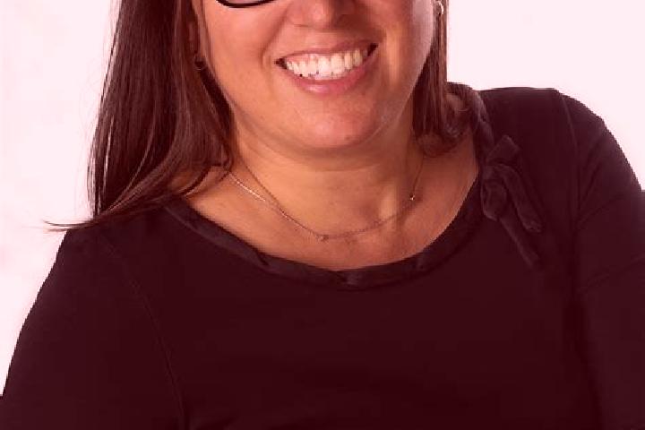 Isabella, 26 — Escort in Verneuil-sur-Avre, France