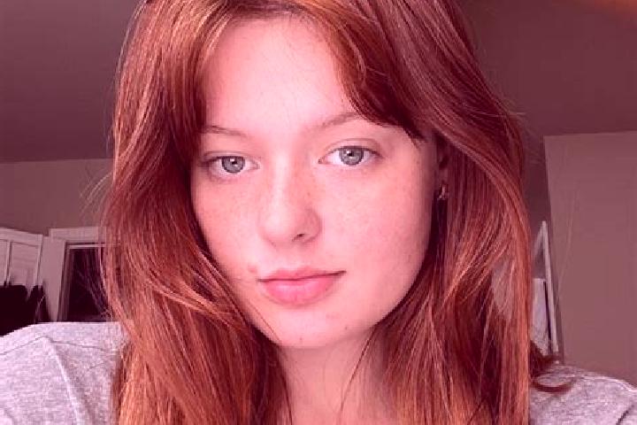 Isabella, 27, a auburn green-eyed latina companion based in San Juan Cotzal. Offering 69, GFE. Available for incall and outcall, overnight bookings available.