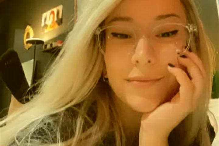 Isabella, 27, a blonde grey-eyed caribbean companion based in Muenzkirchen. Offering Massage, Deep French Kissing, Girlfriend Experience. Available for incal...