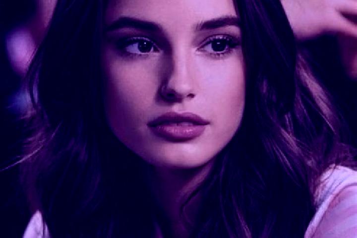 Isabella, 27, a brunette brown-eyed mixed companion based in Taurisano. Offering A-Level, Fetish, Erotic Massage. Available for incall and outcall, day and e...