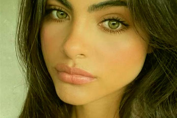 Isabella, 27, a brunette dark-eyed indian companion based in Tambalan. Offering Deep French Kissing, A-Level, Tantra, Overnight, Erotic Massage. Available fo...