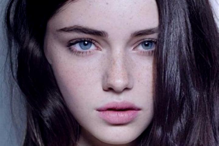 Isabella, 27, a brunette grey-eyed european companion based in Piane d Archi-Quadroni. Offering CIM, Tantra, Roleplay. Available for incall and outcall, day ...