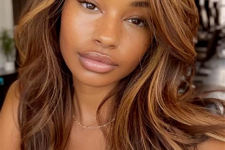 Isabella, 27, a dark blonde amber-eyed mixed companion based in Beaumont-la-Ronce. Offering Erotic Massage, Fetish, Tantra, Overnight. Available for incall a...