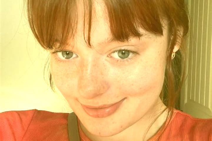 Isabella, 27, a red brown-eyed indian companion based in Maranama. Offering Dinner Date, Girlfriend Experience. Available for incall and outcall, day and eve...