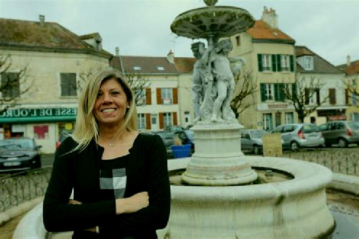 Isabella, 27 — Escort in Crouy-sur-Ourcq, France