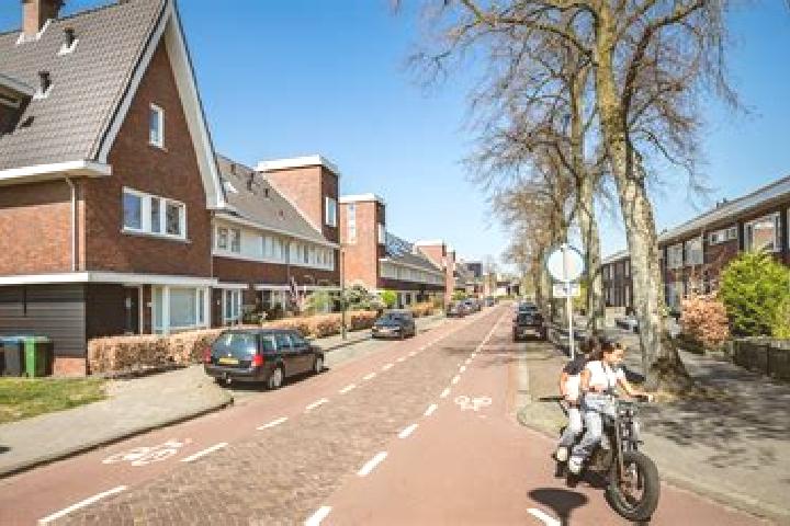 Isabella, 27 — Escort in De Doornakkers, Netherlands