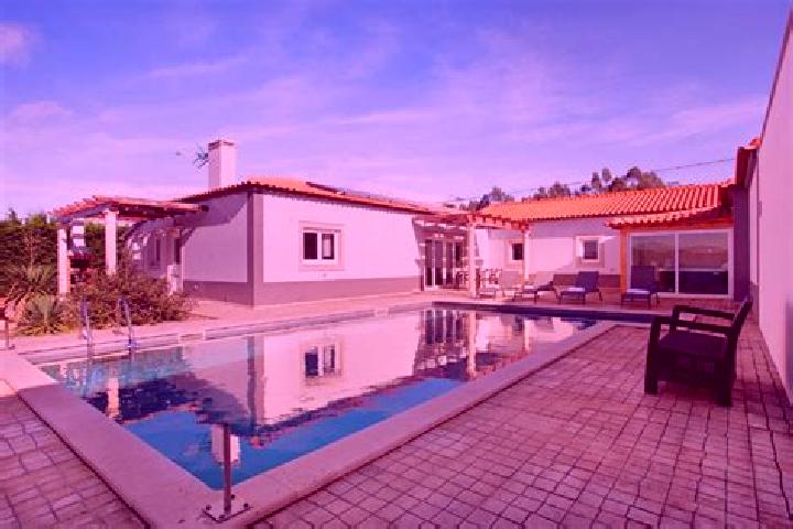 Isabella, 27 — Escort in Salir de Matos, Portugal