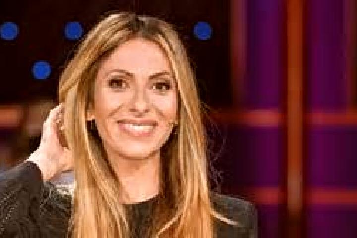 Isabella, 27 — Escort in Subasi, Turkey