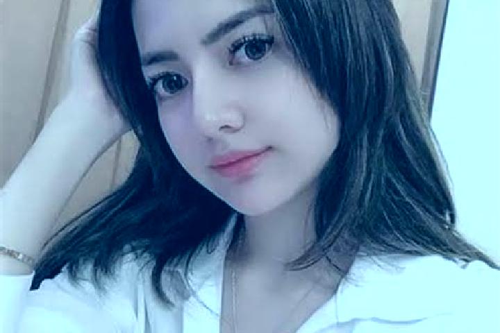 Isabella, 27 — Escort in Tegalwero, Indonesia