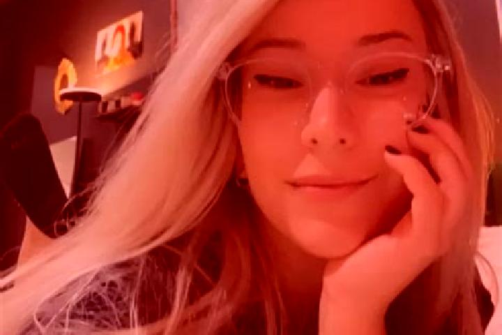 Isabella, 28, a black amber-eyed caucasian companion based in Santa Maria Picula. Offering Party Girl, BDSM, Prostate Massage. Available for incall and outca...