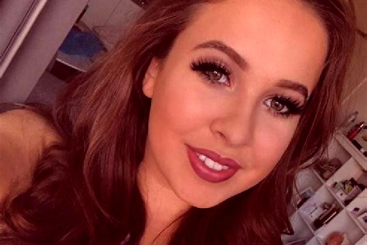Isabella, 28, a black green-eyed mediterranean companion based in Ksiba. Offering Striptease, Girlfriend Experience, Fetish, BDSM. Available for incall and o...
