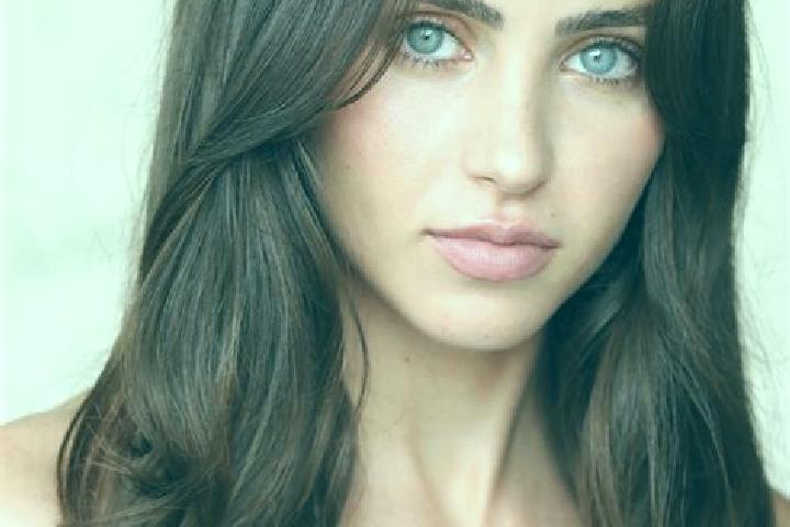 Isabella, 28, a brunette blue-eyed caucasian companion based in Crixas. Offering 69, Travel Companion, Striptease, Party Girl. Available for incall and outca...