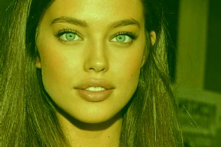 Isabella, 28, a chestnut dark-eyed caucasian companion based in Phariha. Offering Fetish, Overnight, Travel Companion, OWO, Tantra. Available for incall and ...