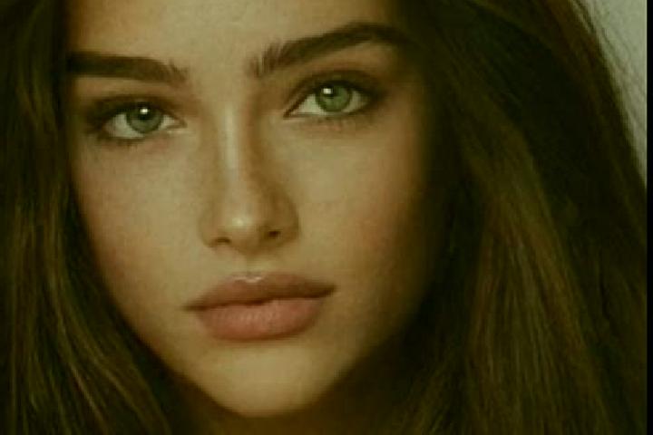 Isabella, 28, a chestnut grey-eyed caucasian companion based in Rosieres-aux-Salines. Offering Deep French Kissing, Domination, Overnight, Fetish, Dinner Dat...