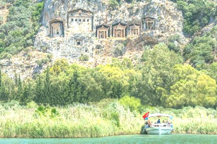 Isabella, 28 — Escort in Bueyuek Dalyan, Turkey