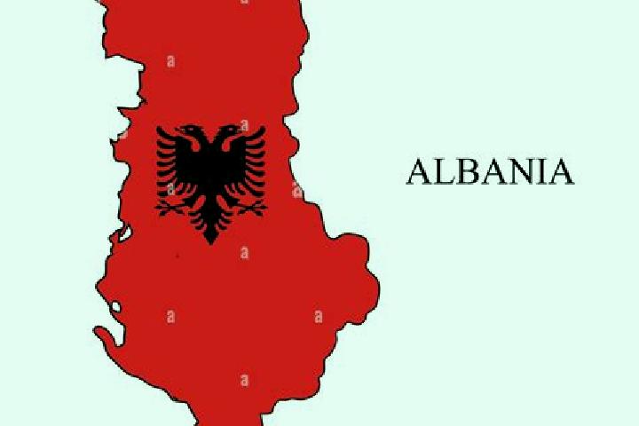 Isabella, 28 — Escort in Gjegjan, Albania