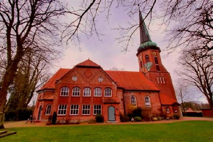 Isabella, 28 — Escort in Sittensen, Germany