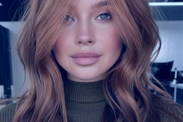 Isabella, 29, a auburn hazel-eyed slavic companion based in Verdello. Offering Massage, Travel Companion. Available for incall and outcall, day and evening d...